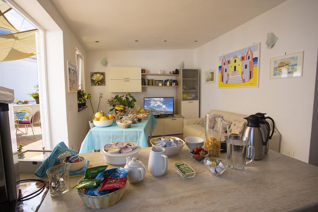 B&B Celestina Ischia Lacco Ameno  ภายนอก รูปภาพ