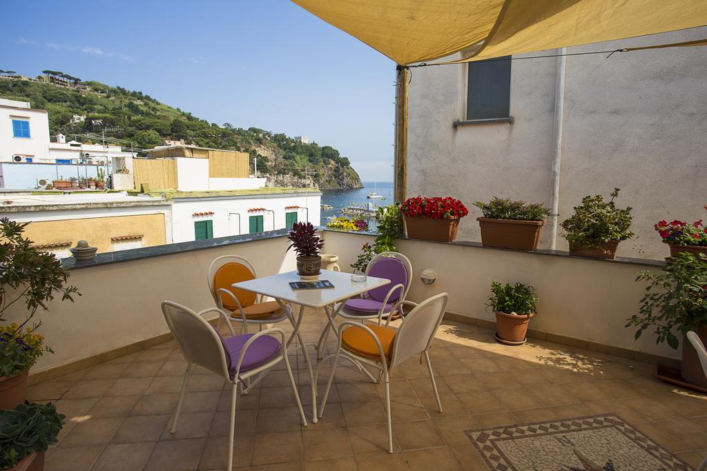 B&B Celestina Ischia Lacco Ameno  ภายนอก รูปภาพ