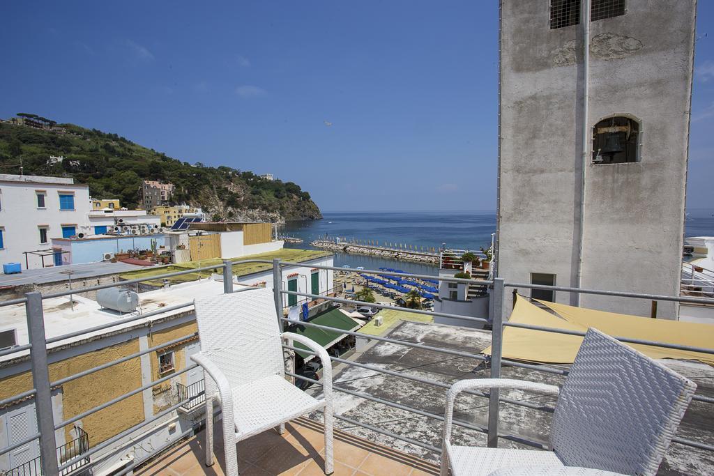 B&B Celestina Ischia Lacco Ameno  ภายนอก รูปภาพ