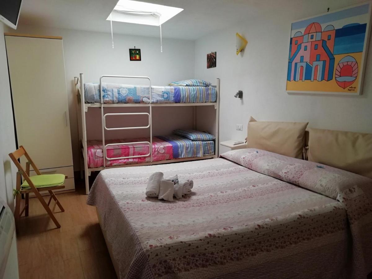 B&B Celestina Ischia Lacco Ameno  ภายนอก รูปภาพ