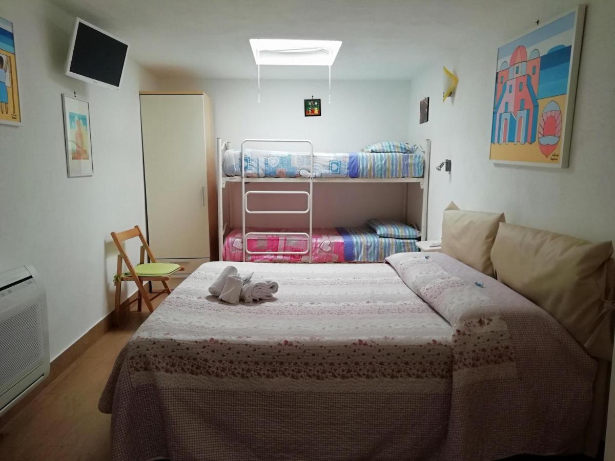 B&B Celestina Ischia Lacco Ameno  ภายนอก รูปภาพ